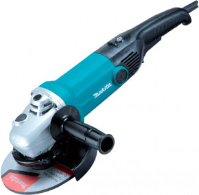   Makita GA7012C