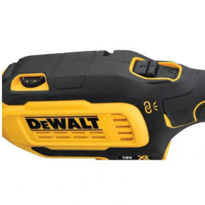   DeWALT 18V XR (DCE800T2) 8