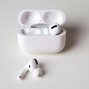  AirPods Pro 08 copy White Copy 3