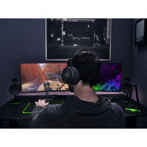  Razer Nari (RZ04-02680100-R3M1) 13