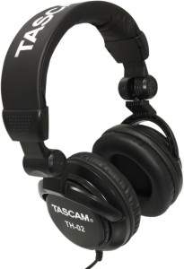  Tascam TH-02