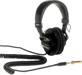   Sony MDR-7506 4