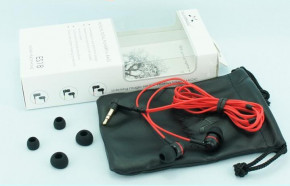  SoundMagic ES18 Black-Red 4