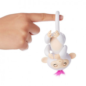   Fingerlings Happy Monkey  4