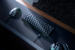   Razer Huntsman Mini (Purple Switch) - US Layout (RZ03-03390100-R3M1) 10