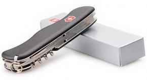   Victorinox Forester 0.8363.3 3