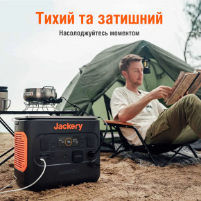    Jackery Explorer 2000 Pro 9