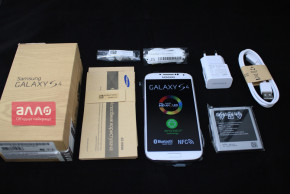  Samsung Galaxy S4 16GB White 8