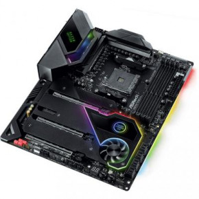 c  ASRock X570 TAICHI RAZER EDITION 4