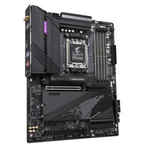   Gigabyte B650 AORUS PRO AX 4