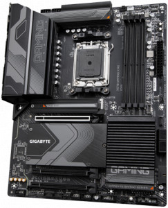   GIGABYTE X670 GAMING X AX 4