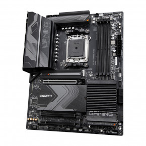   Gigabyte X670 Gaming X AX Socket AM5 4