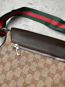    Gucci  -  . (1046888155) 10