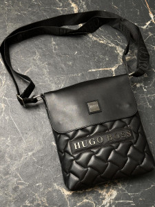   Hugo Boss   (1127744055)