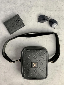   Louis Vuitton   (1555377364) 5