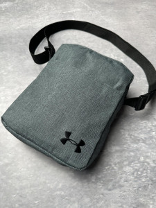  -  Under Armour (2241230155)