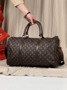  Louis Vuitton  (1209684376) 5