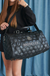  Moncler  (7211256422)