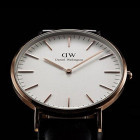  Daniel Wellington  4