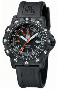   Luminox XL.8821.KM