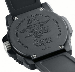   Luminox XS.3051 6