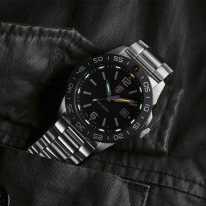   Luminox XS.3122 3