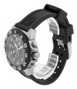   Luminox XS.3181 4