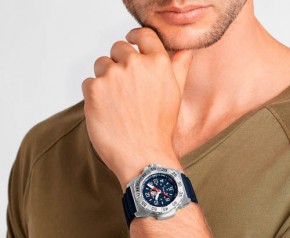   Luminox XS.3253 4