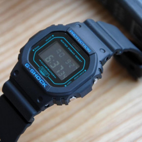   Casio DW-5600BBM-1ER 3