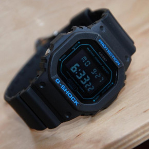   Casio DW-5600BBM-1ER 5