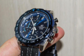   Casio EFR-566BL-2AVUEF