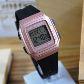   Casio F-201WAM-5AVEF