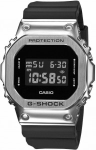   Casio GM-5600-1ER 5