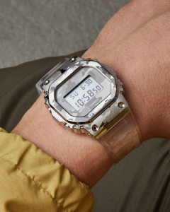   Casio GM-5600SCM-1ER 3