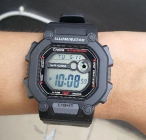   Casio W-737H-1A 3