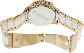   DKNY NY8825 5