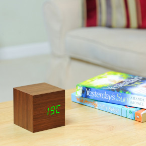 - WOODEN CUBE, 