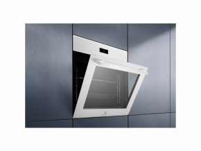   Electrolux EOE8P39WV 7