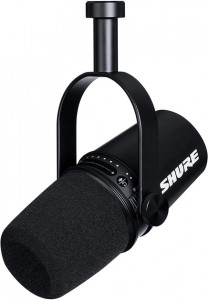  Shure MV7  3