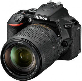   Nikon D5600 + AF-P 18-55 VR + AF-P 70-300 VR (VBA500K004) 11