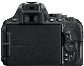   Nikon D5600 + AF-P 18-55 VR + AF-P 70-300 VR (VBA500K004) 15