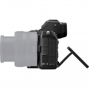   Nikon Z5 + FTZ Adapter Kit (VOA040K002) 9