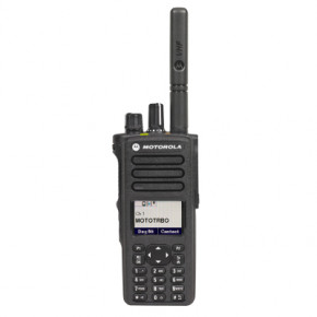   Motorola DP4800 VHF