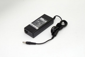     ASUS 19V, 4.74A, 90W, 5.5*2.5 OEM Asus L5C (X541184289)