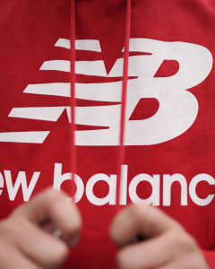  New Balance NB Ess Stacked Logo Po S (MT03558REP) 8