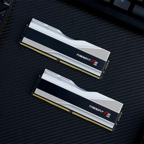   G.Skill Trident Z5 RGB Silver DDR5-6000 32GB (2x16GB) CL32-38-38-96 1.35V 7