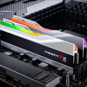  ' G. Skill Trident Z5 RGB Silver DDR5-6000 64GB (2x32GB) CL32-38-38-96 1.40V 5