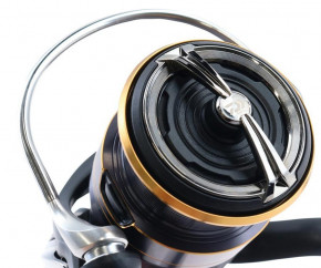  Daiwa 20 Legalis LT 3000-C 7