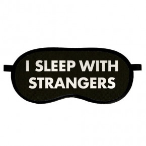    I sleep with strangers MDS_19M007