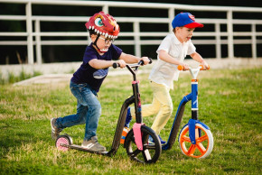   Scoot & Ride Highwaygangster White/Blue/Orange 5